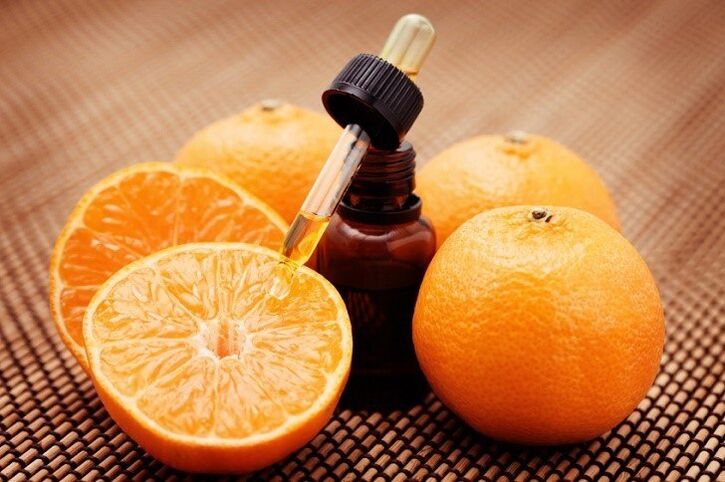 El aceite esencial de naranja es un gran tónico para la piel. 