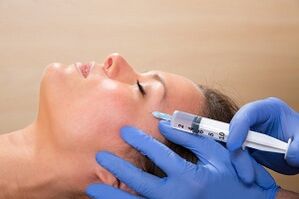procedimientos de mesoterapia para el rejuvenecimiento de la piel